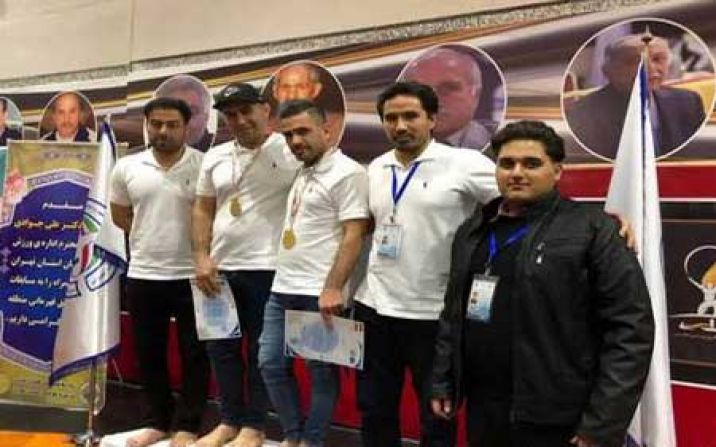 رکورد جهانی نجات غریق توسط دو ورزشکار قمی شکسته شد رکورد جهانی نجات غریق توسط دو ورزشکار قمی شکسته شد